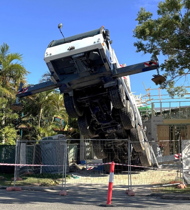 Mobile crane incident